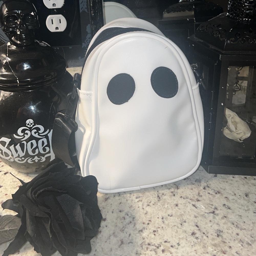 👻 Ghost purse
